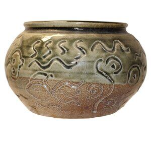 Studio Art Signed Stoneware Pottery Vase Fish Underwater Design Approx 5" Tx7" R